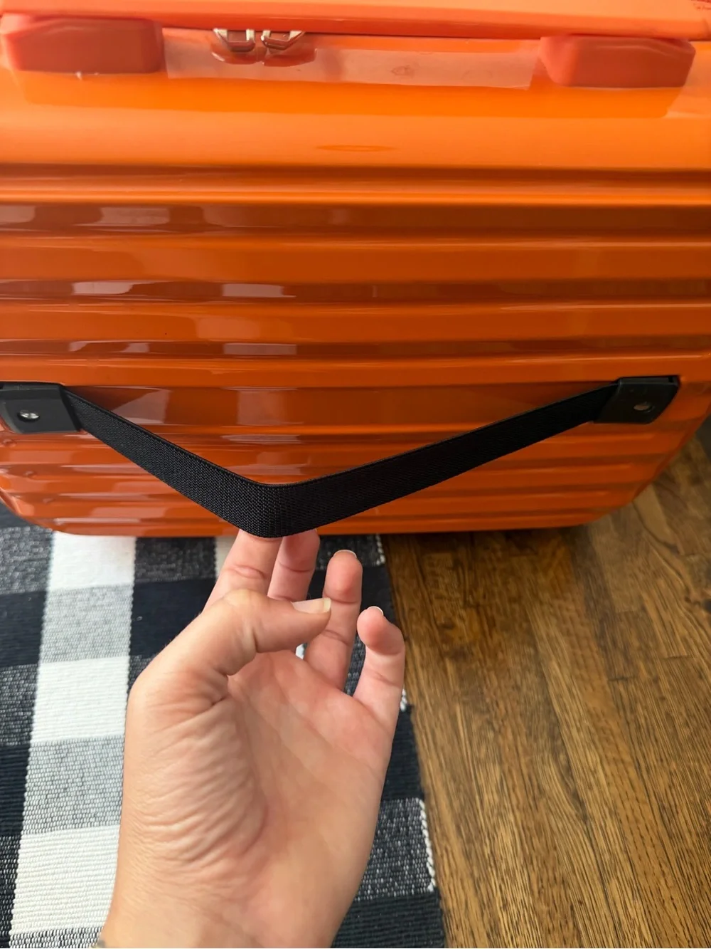 Orange Travel Cosmetic Case ✈️🧴NWOT
